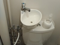 Mini kit lave-mains pour WC gain de place WiCi Mini - Monsieur et Madame L (60) - 3 sur 3